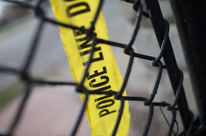 Passerby kills man attacking Arizona police officer 